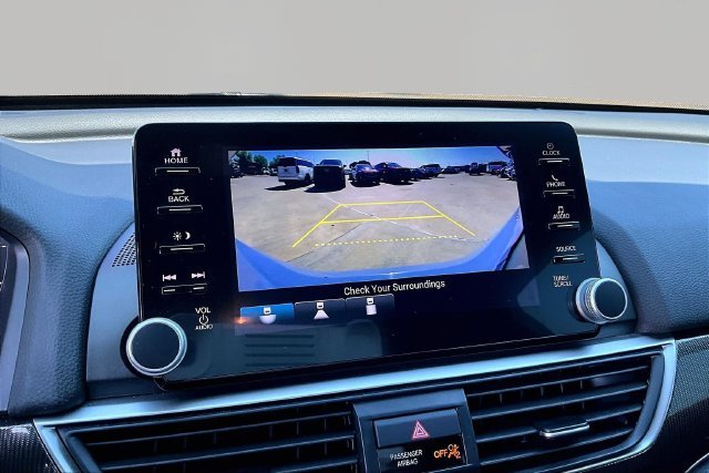 Used 2022  Honda Sport image 23