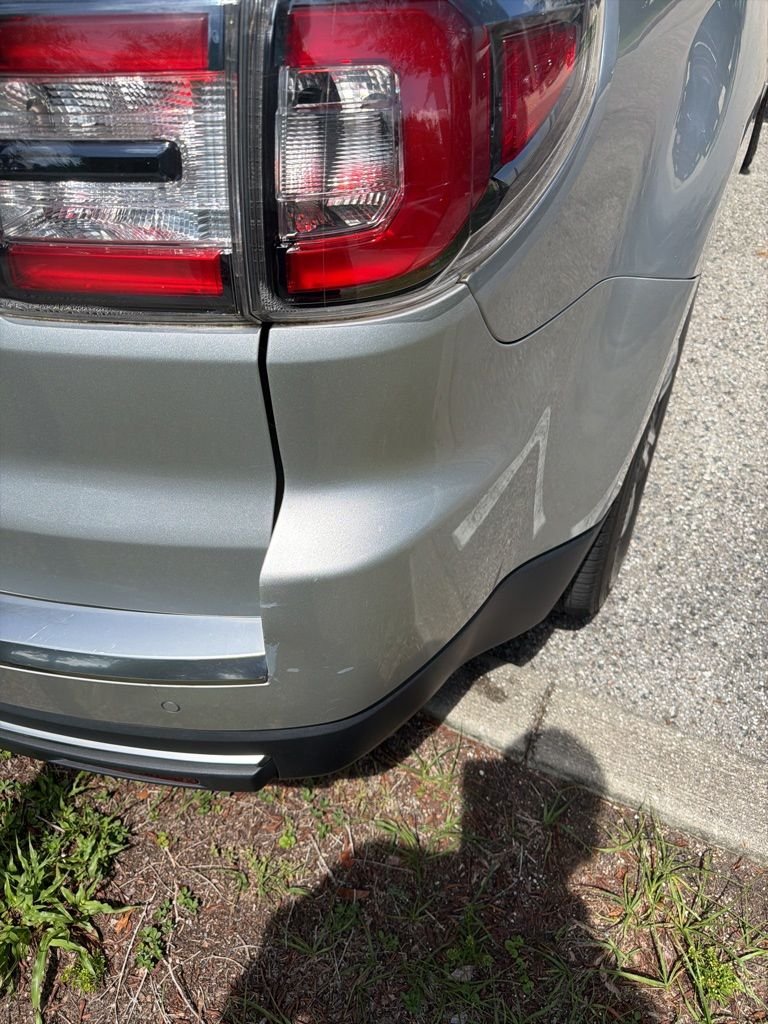 Used 2014 Silver GMC SLT-1 image 8