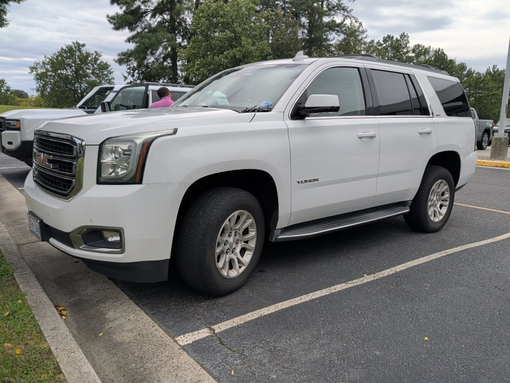 Used 2017 White GMC SLT image 1