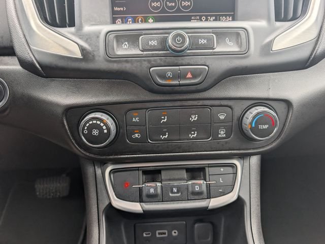 Used 2024 White GMC SLE image 17