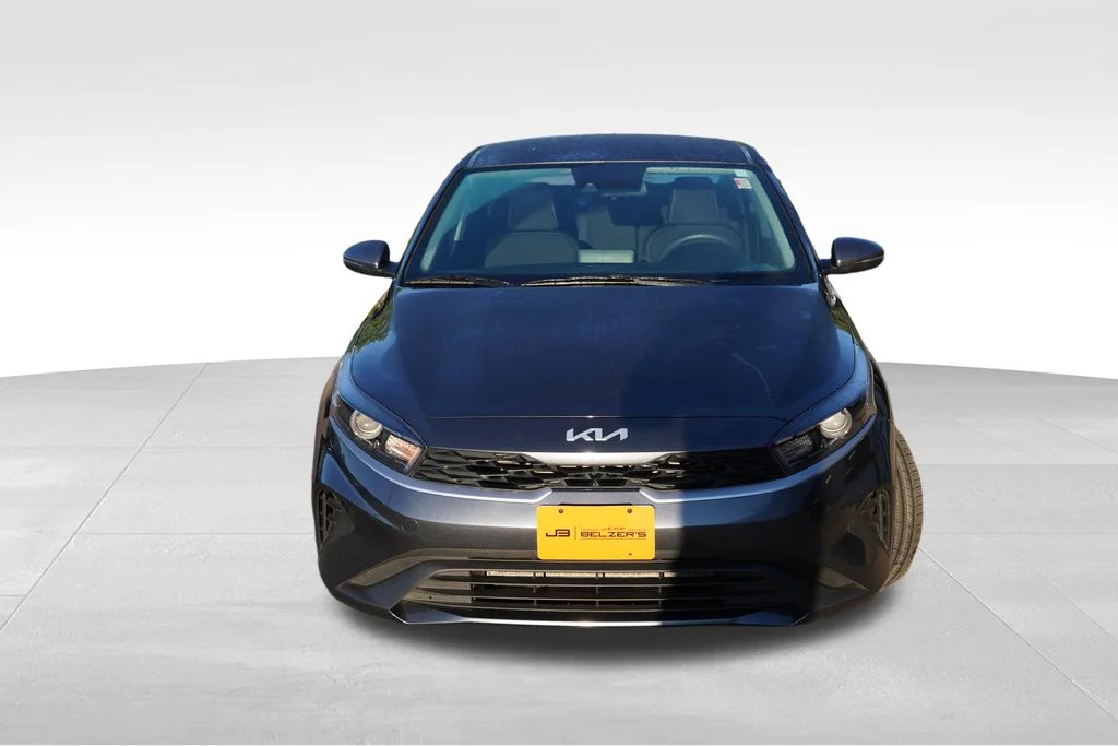 Used 2023 Gravity Gray Kia LXS image 12