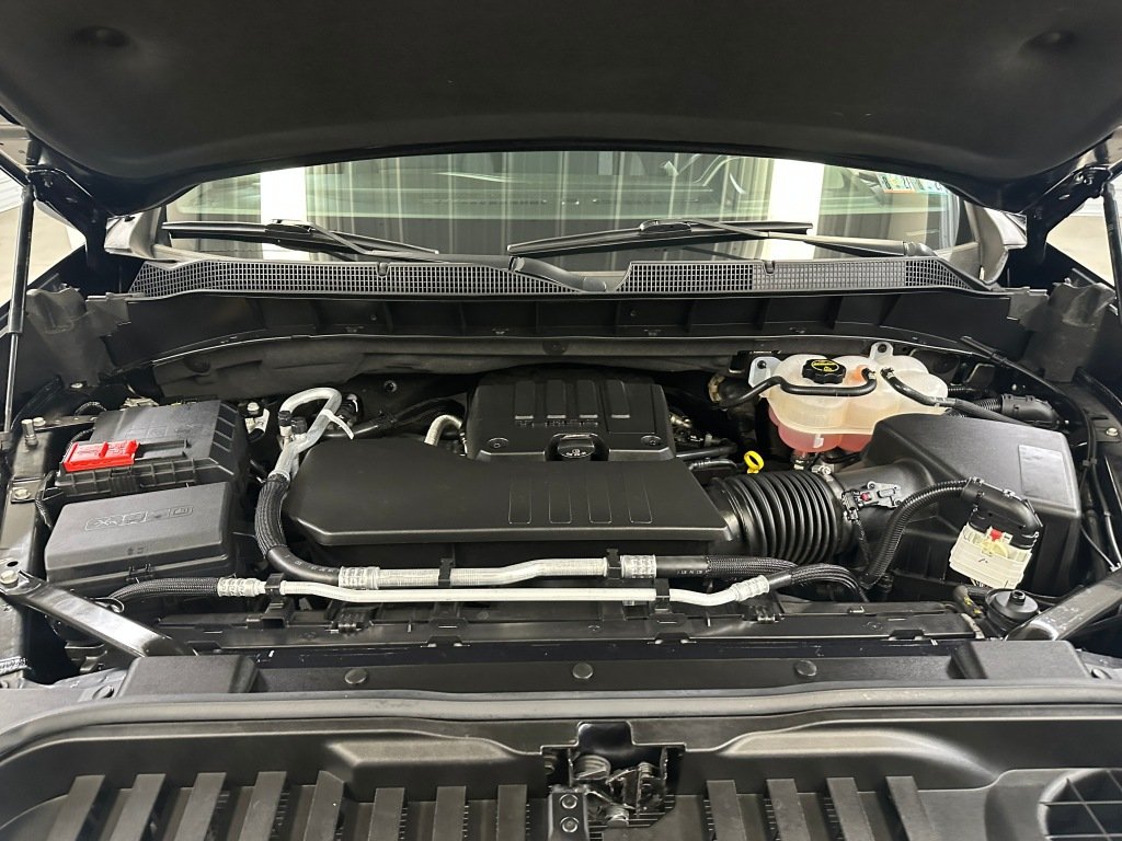 Used 2024 Dark Ash Metallic Chevrolet LT (2FL) image 39