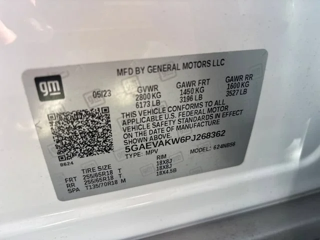 Used 2023 (Includes Satin Nickel lower exterior accent color.) Buick Essence image 33