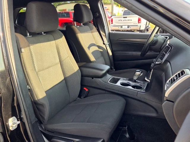 Used 2022 Black Jeep Laredo E image 18