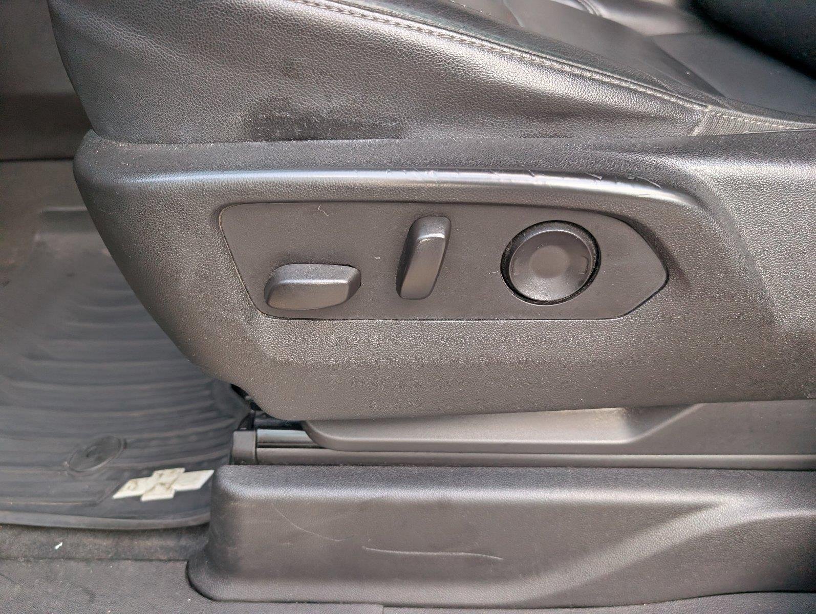 Used 2021 Shadow Gray Metallic Chevrolet LT image 16
