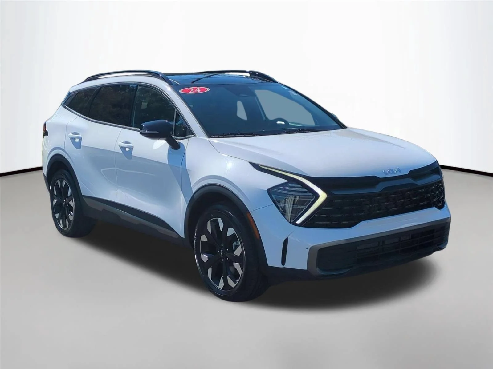 Used 2024 Glacial White Pearl Kia X-Line image 7