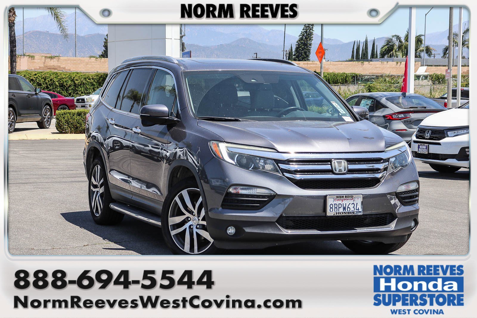2017 Honda Pilot 4WD Touring's photo