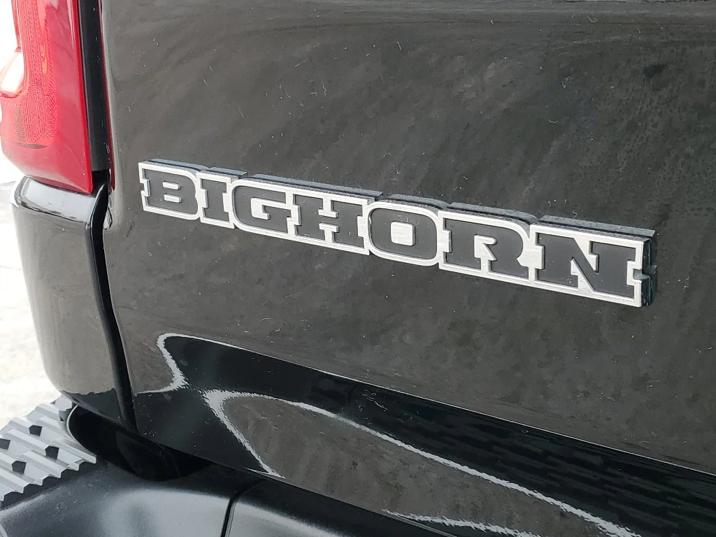 Used 2025 Diamond Black Crystal Pearl Coat Ram Big Horn image 7