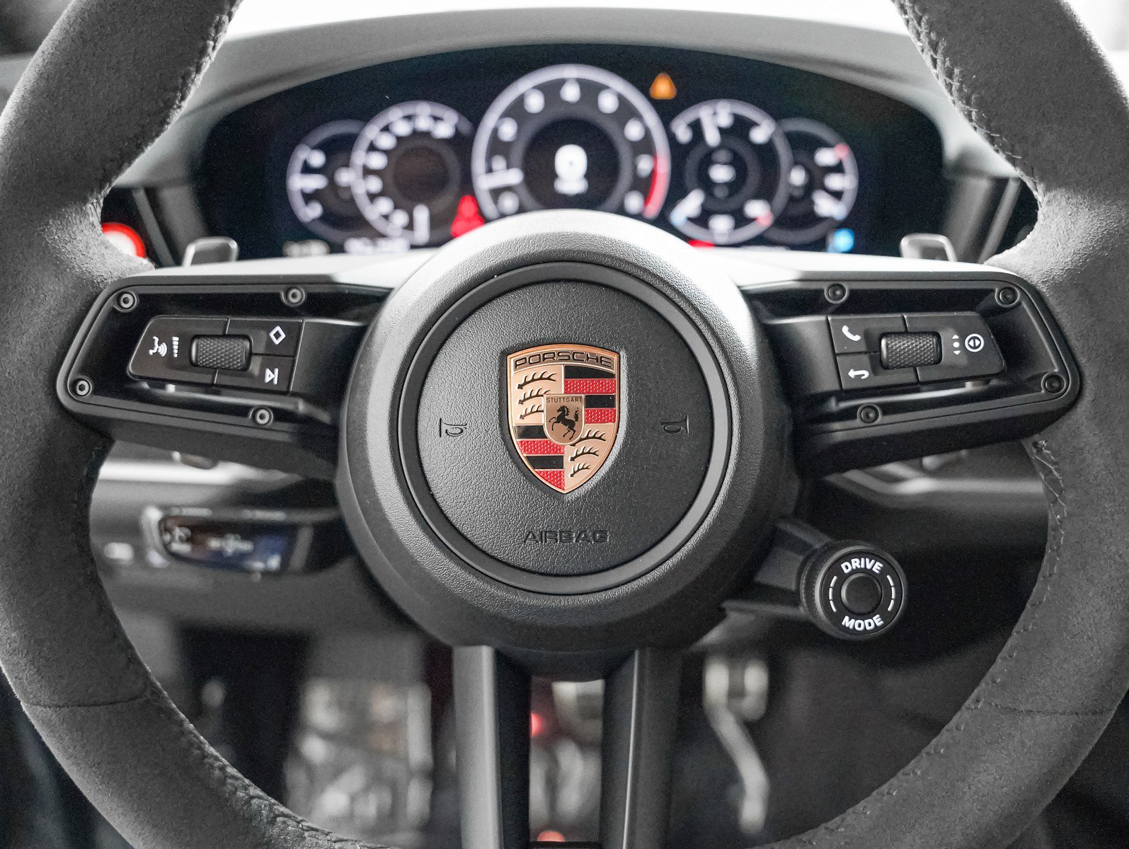 New 2026 VANADIUM GREY Porsche S Coupe image 17