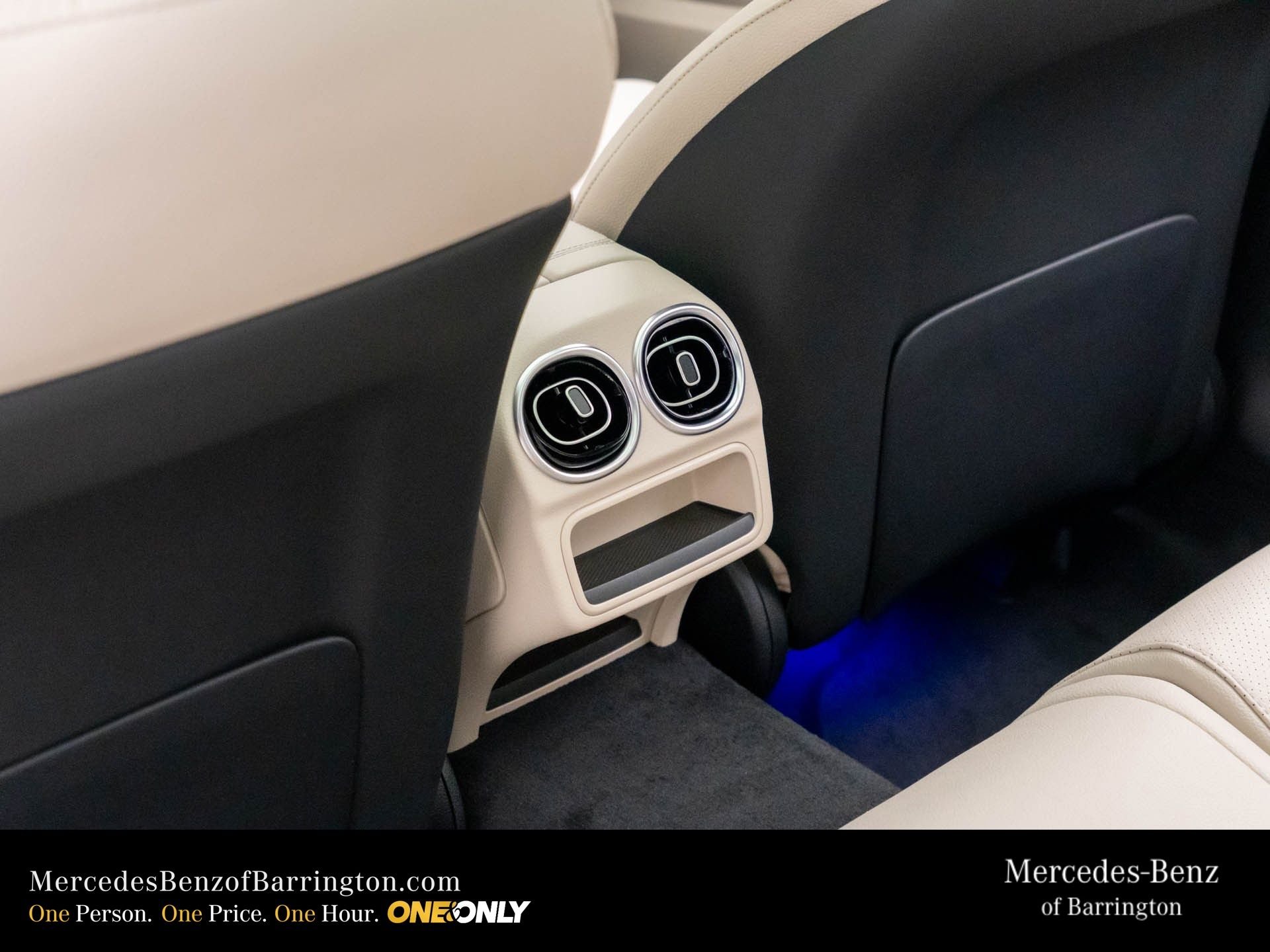 New 2026 Polar White Mercedes-Benz C 300 image 21