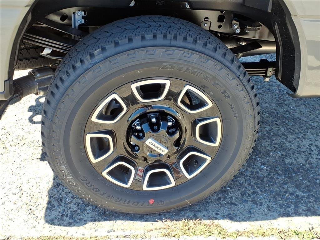 2026 Ford F-250 Super Duty Platinum - Photo 22