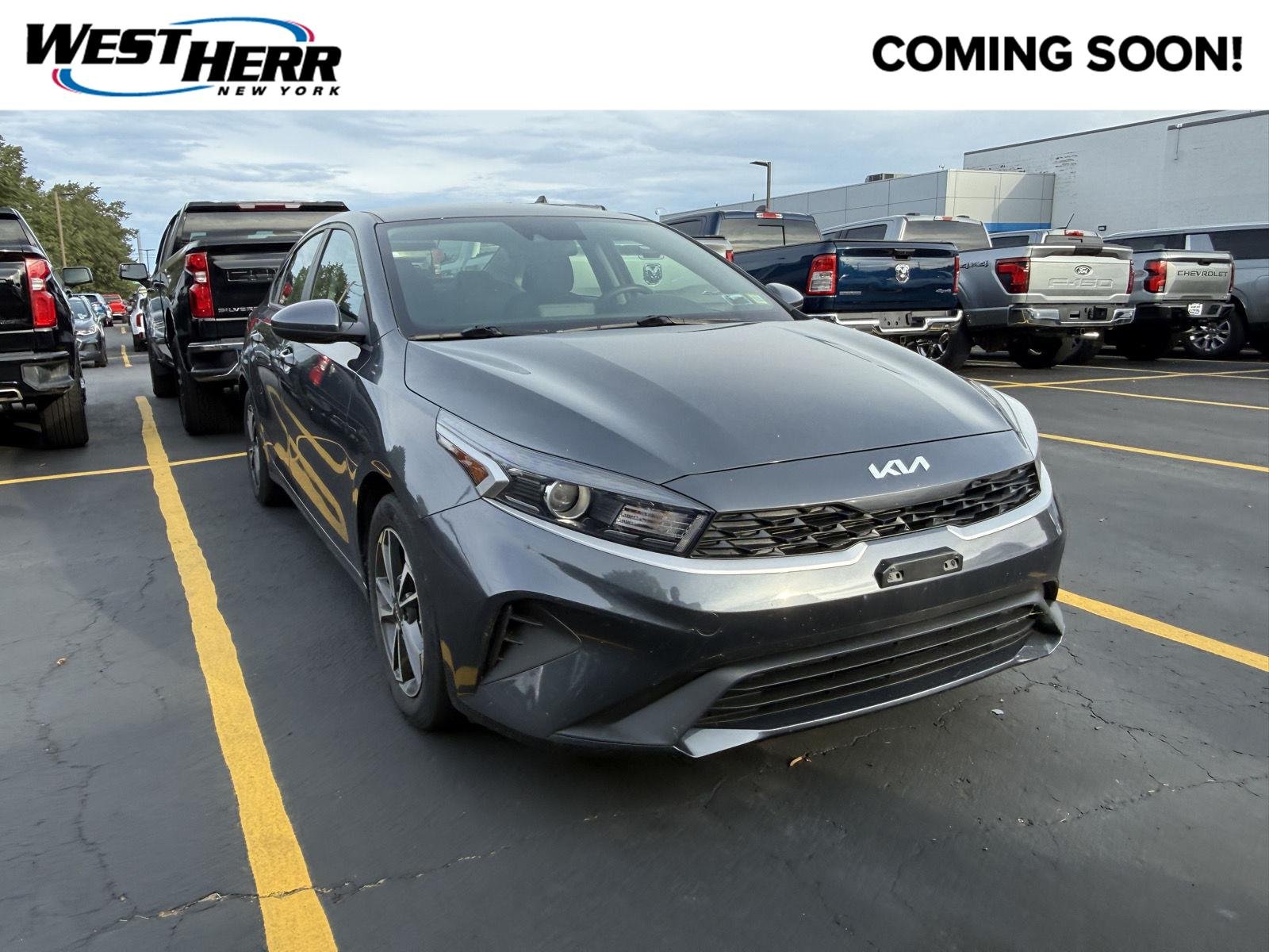 Used 2024 Gravity Gray Kia LXS image 1