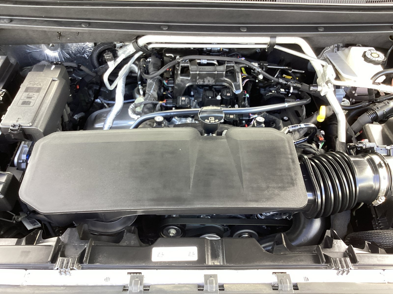Used 2026 Sterling Gray Metallic Chevrolet Trail Boss image 31