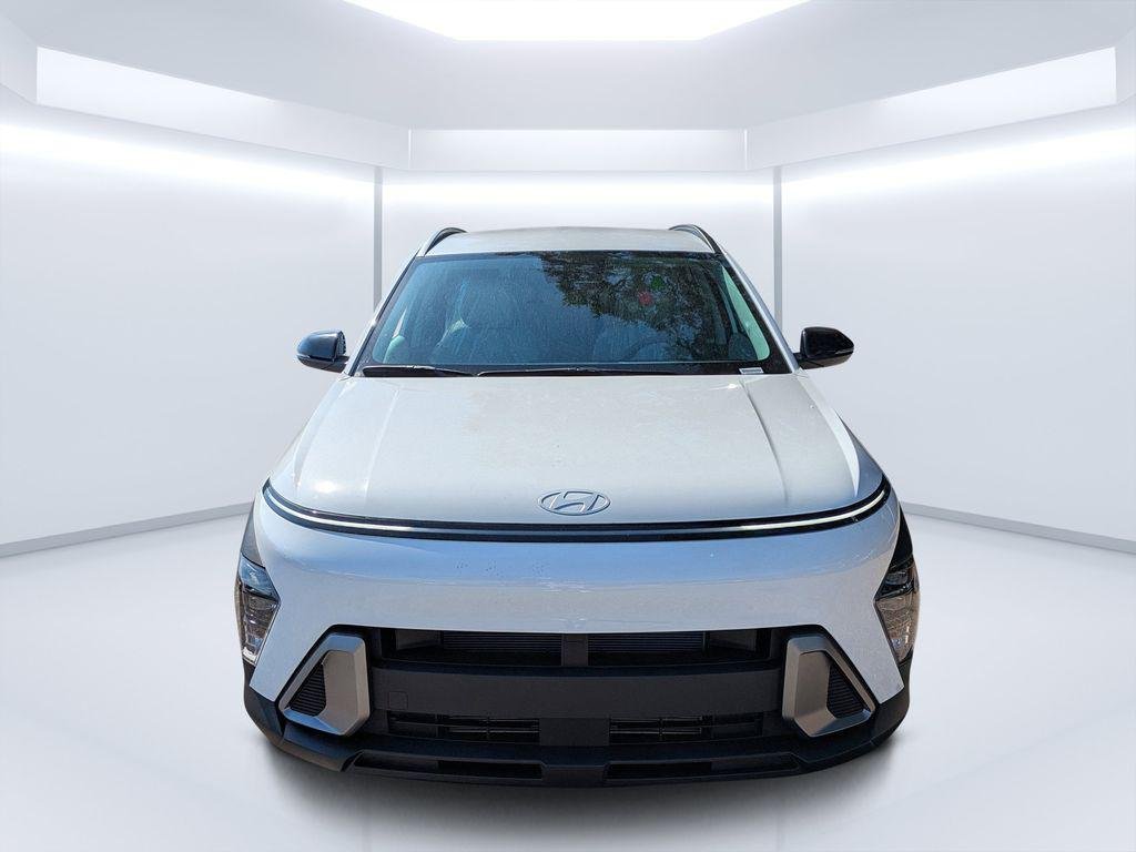 New 2026 White Hyundai SEL Sport FWD image 8