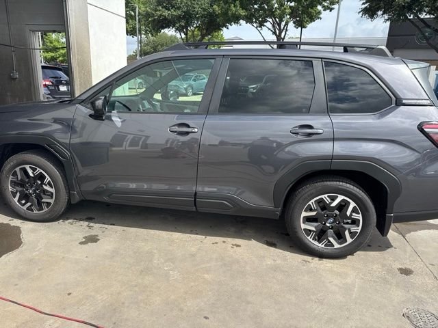 Used 2026  Subaru Premium image 6