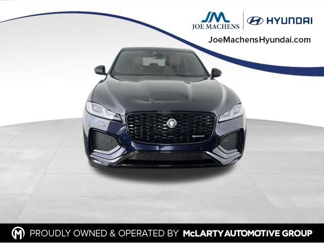 Used 2025  Jaguar P250 R-Dynamic S image 2