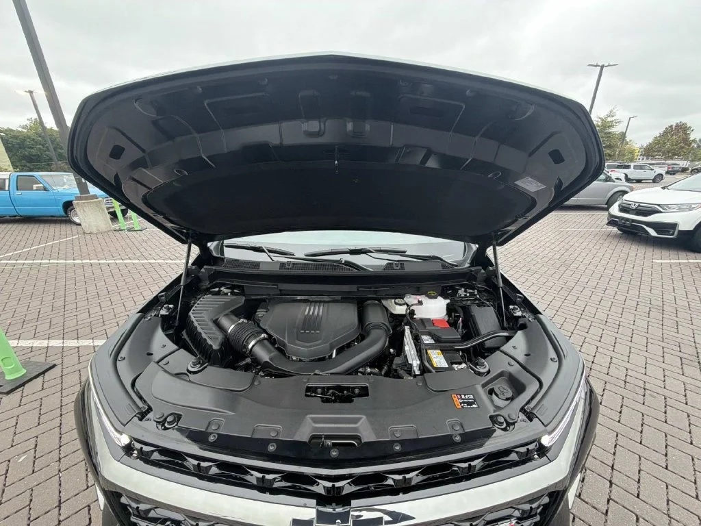 Used 2026 Black Chevrolet Z71 image 9