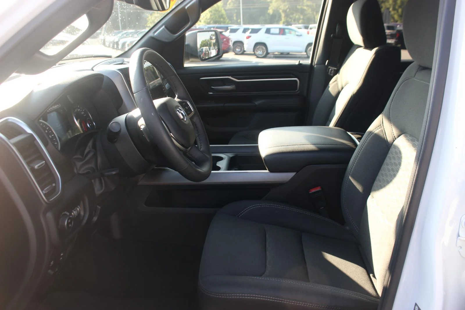 Used 2025 White Ram Big Horn image 14