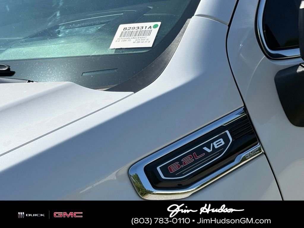 Used 2024 White GMC Denali image 9