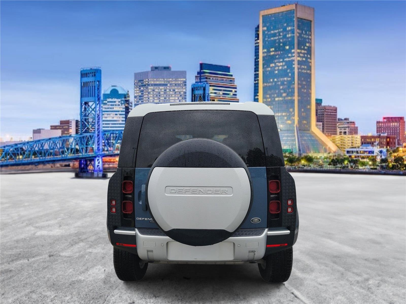 Used 2020 Fuji White Land Rover HSE image 9