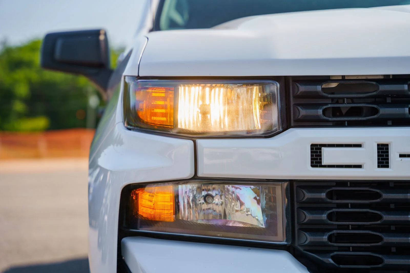 Used 2022  Chevrolet Custom image 9