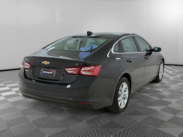 Used 2022 Gray Chevrolet LT image 5