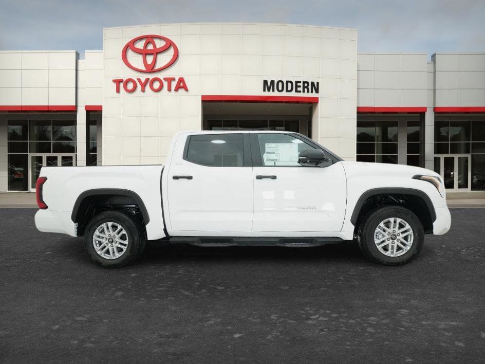 New 2026 Ice Cap Toyota SR5 image 19