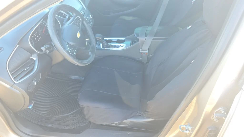 Used 2022 Gray Chevrolet LT image 15