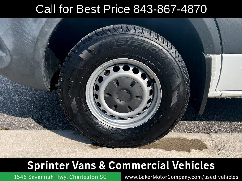 Used 2020 White Freightliner Base image 22