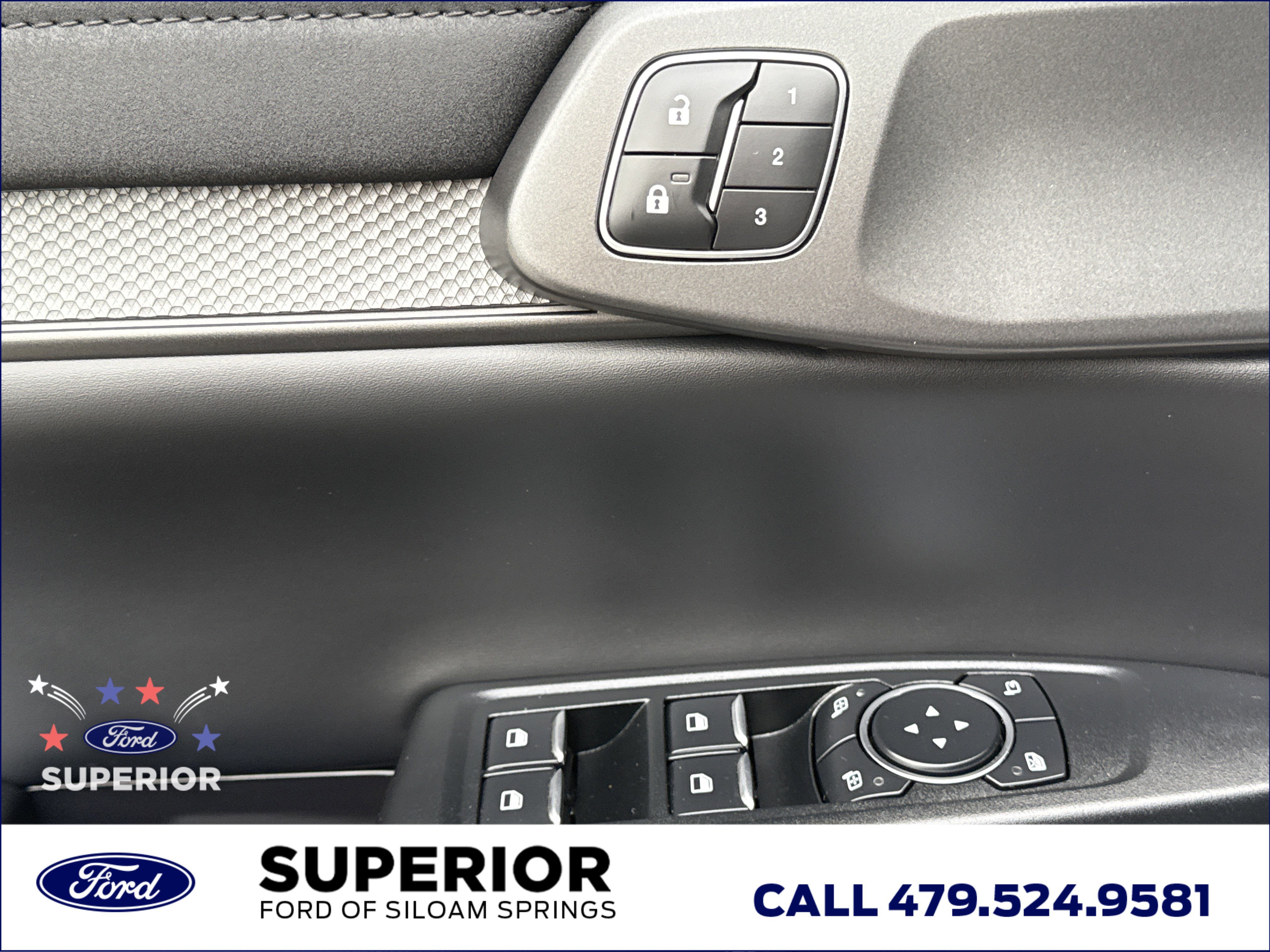 Used 2025 Oxford White Clearcoat Ford Raptor 4WD image 18