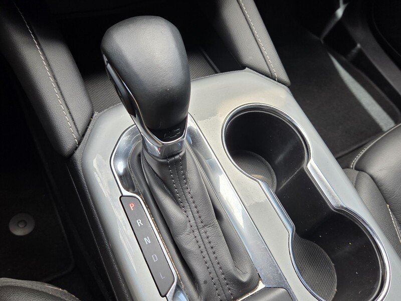 Used 2023 Summit White CHEVROLET FWD 4DR LT W/3LT image 24