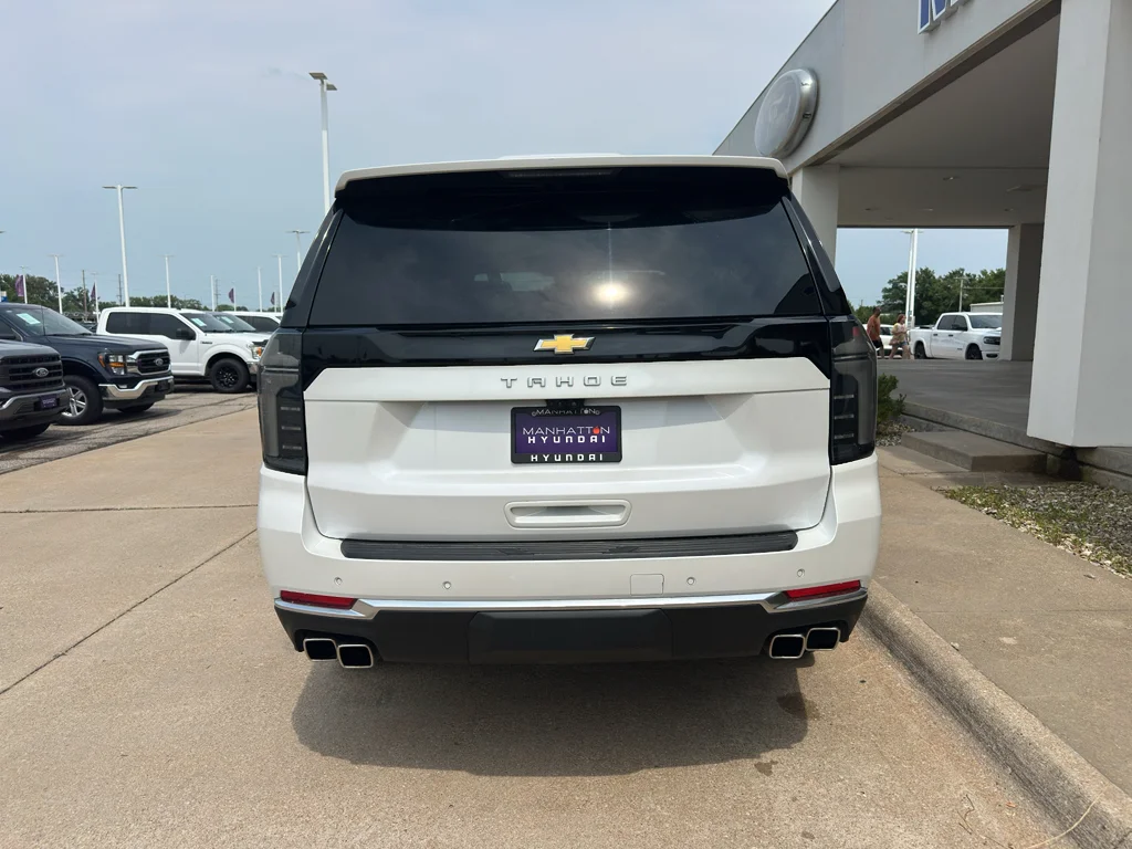 Used 2025 Iridescent Pearl Tricoat Chevrolet High Country image 15