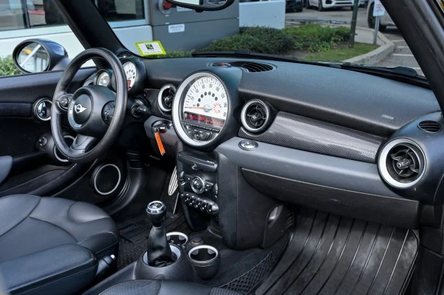 Used 2012 GREEN MINI S image 26