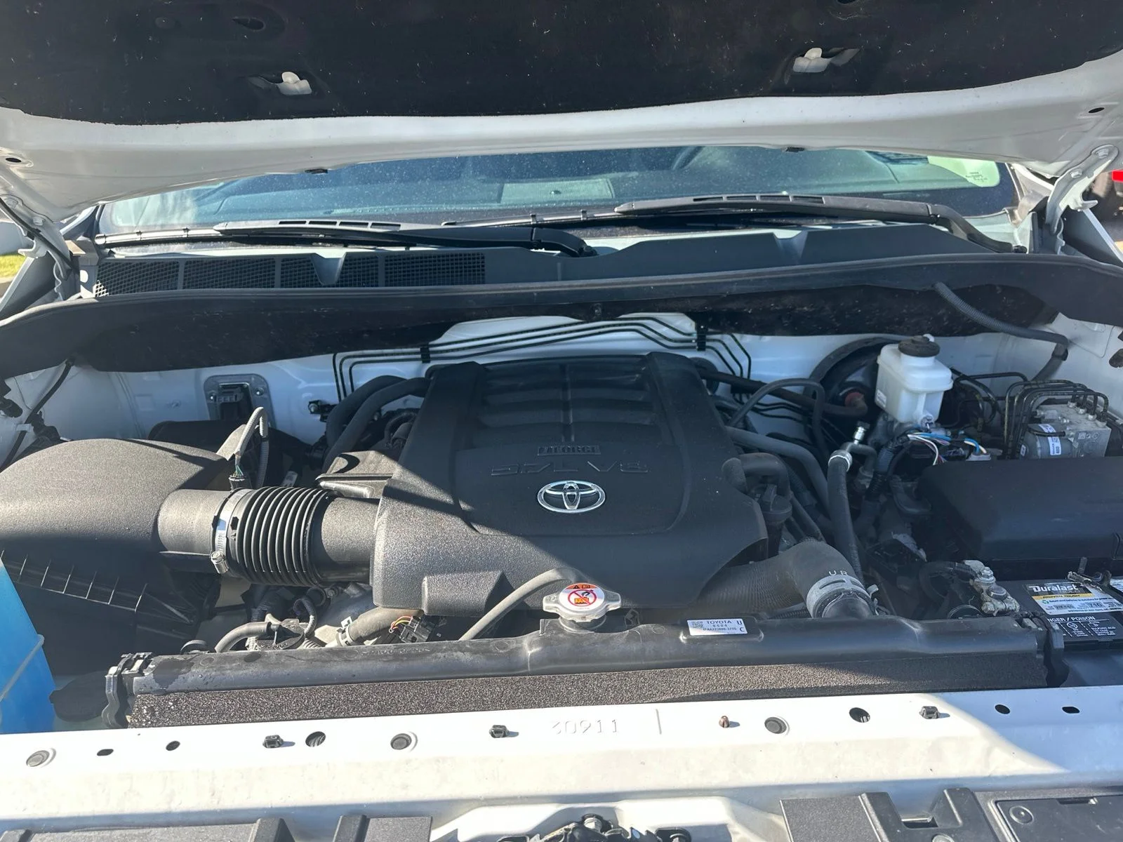 Used 2020 White Toyota SR5 image 43