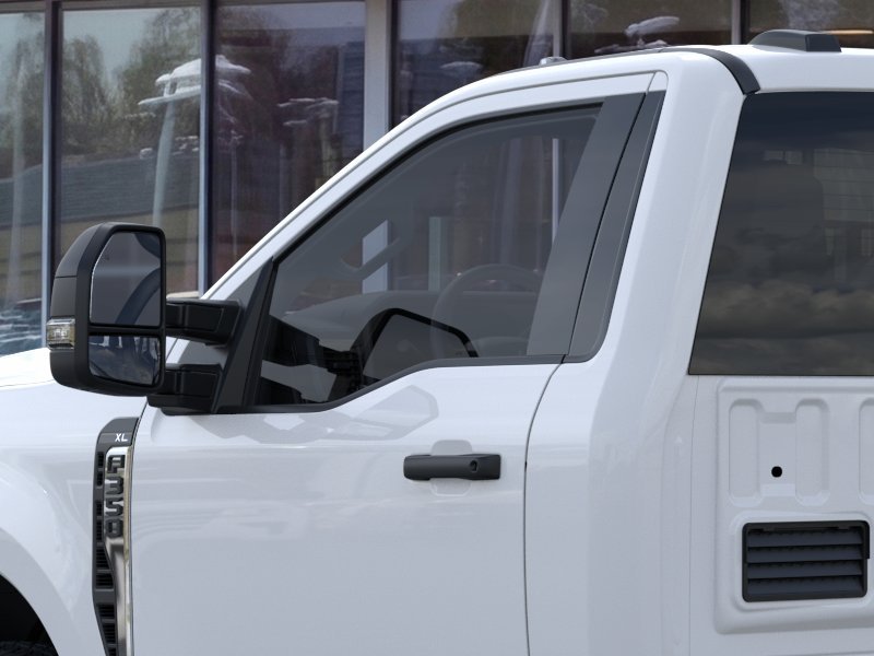 2025 Ford F-350 Super Duty Chassis Cab XLT - Photo 20