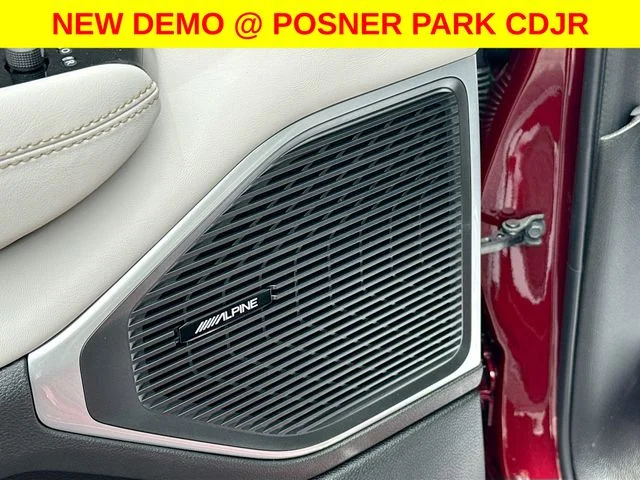 New 2026 Velvet Red Pearl-Coat Exterior Paint Jeep Grand Wagoneer image 19