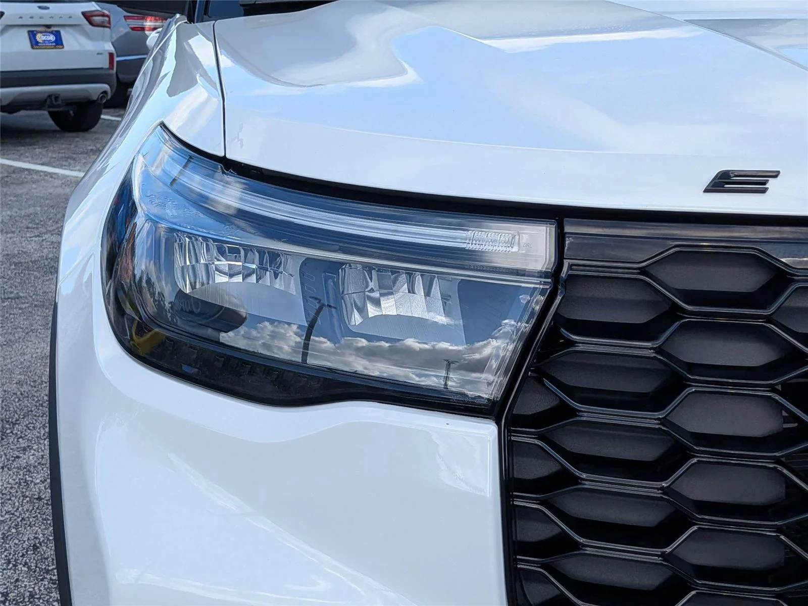 New 2026 Star White Metallic Tri-Coat Ford ST image 9