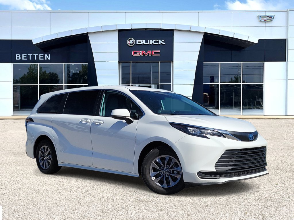 2024 Toyota Sienna