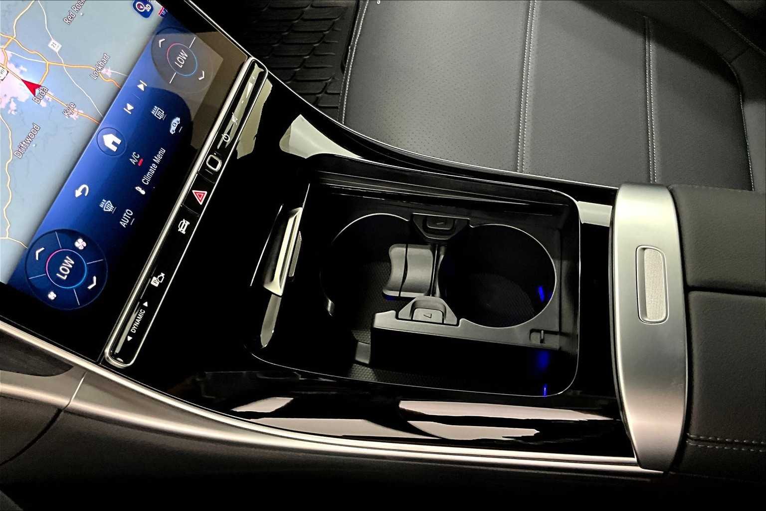 New 2025 Graphite Grey Metallic Mercedes-Benz C 300 image 19