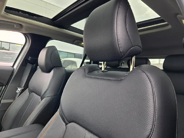 New 2026 Wind Chill Pearl Mazda Premium AWD image 24