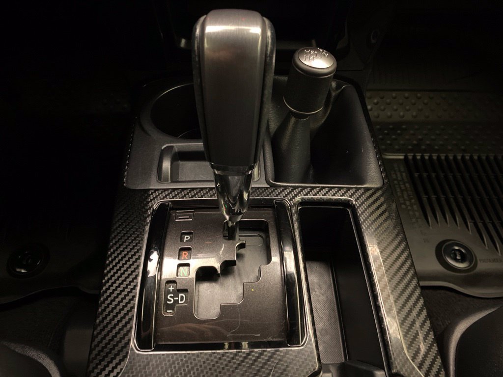 Used 2020 Gray Toyota Venture image 15