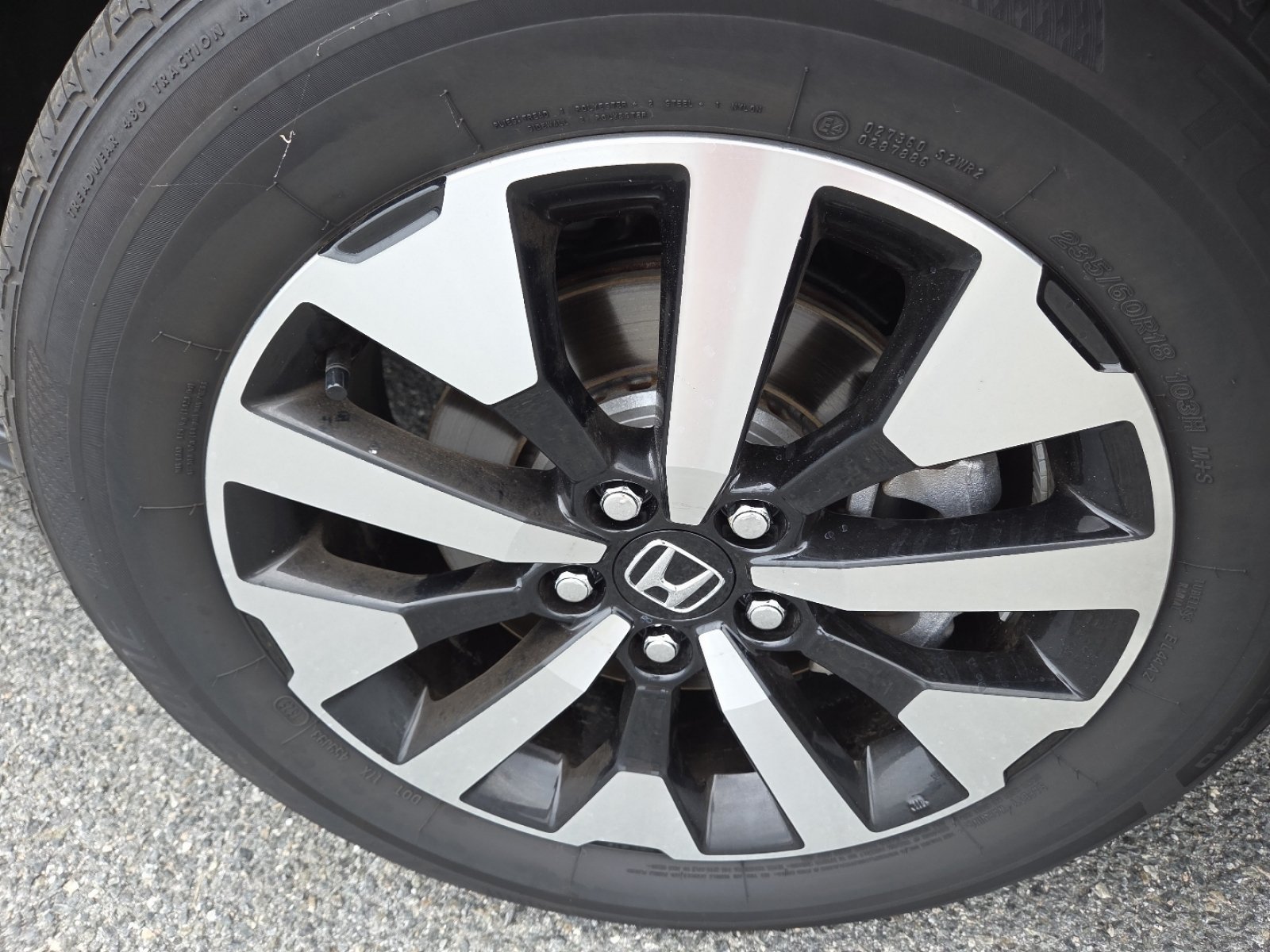 Used 2025 Solar Silver Metallic Honda EX-L image 14