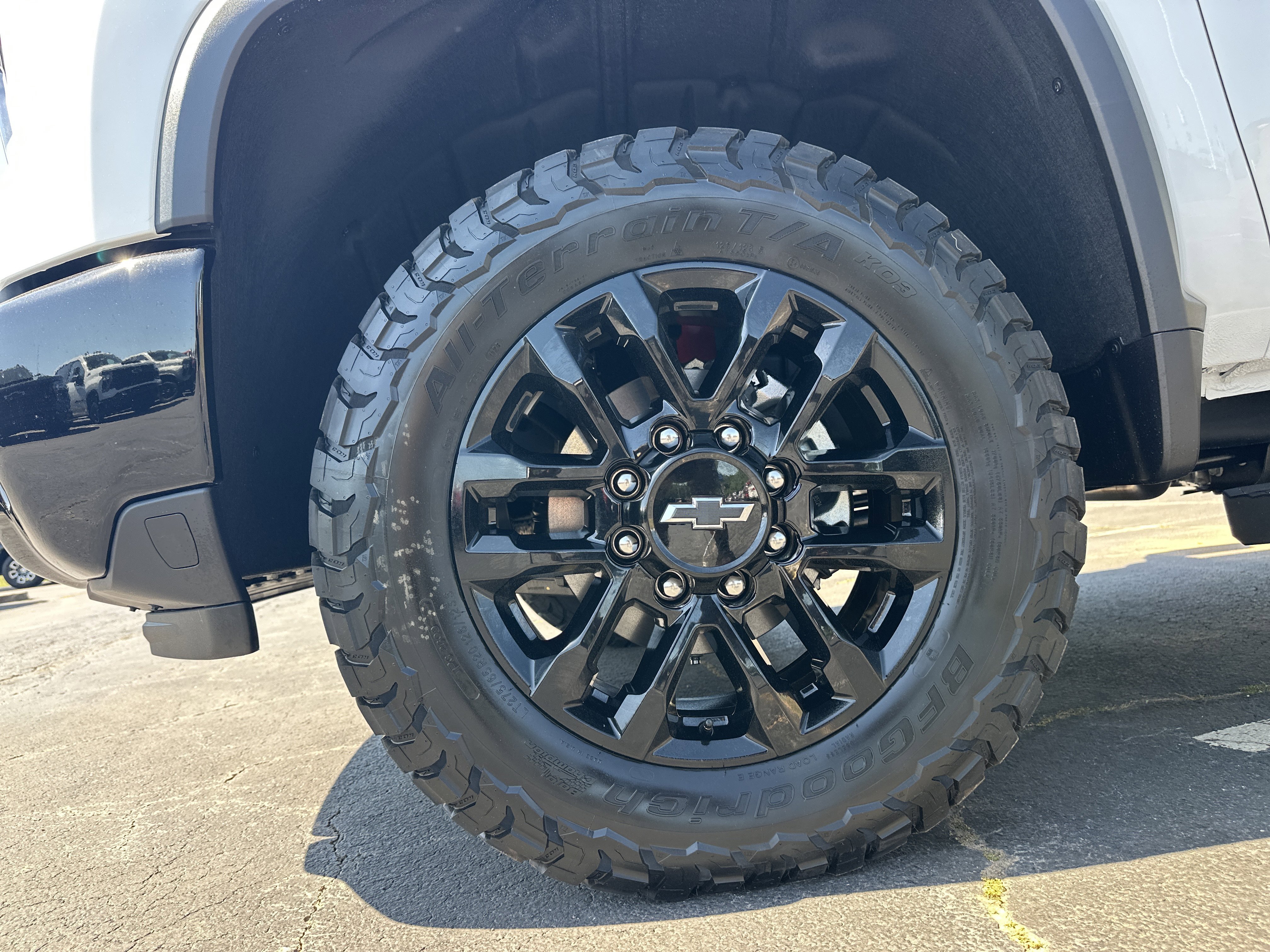 New 2026 Summit White Chevrolet LTZ image 12