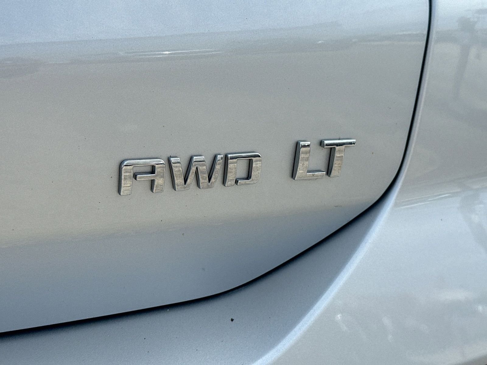 Used 2019 Silver Chevrolet LT image 11