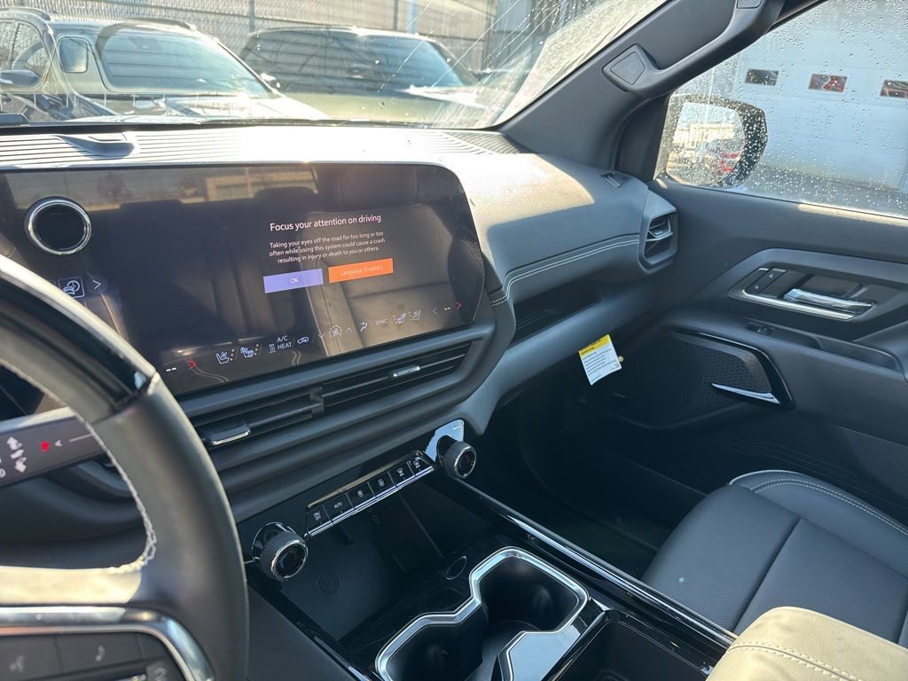 2025 Chevrolet Silverado EV LT - Photo 16