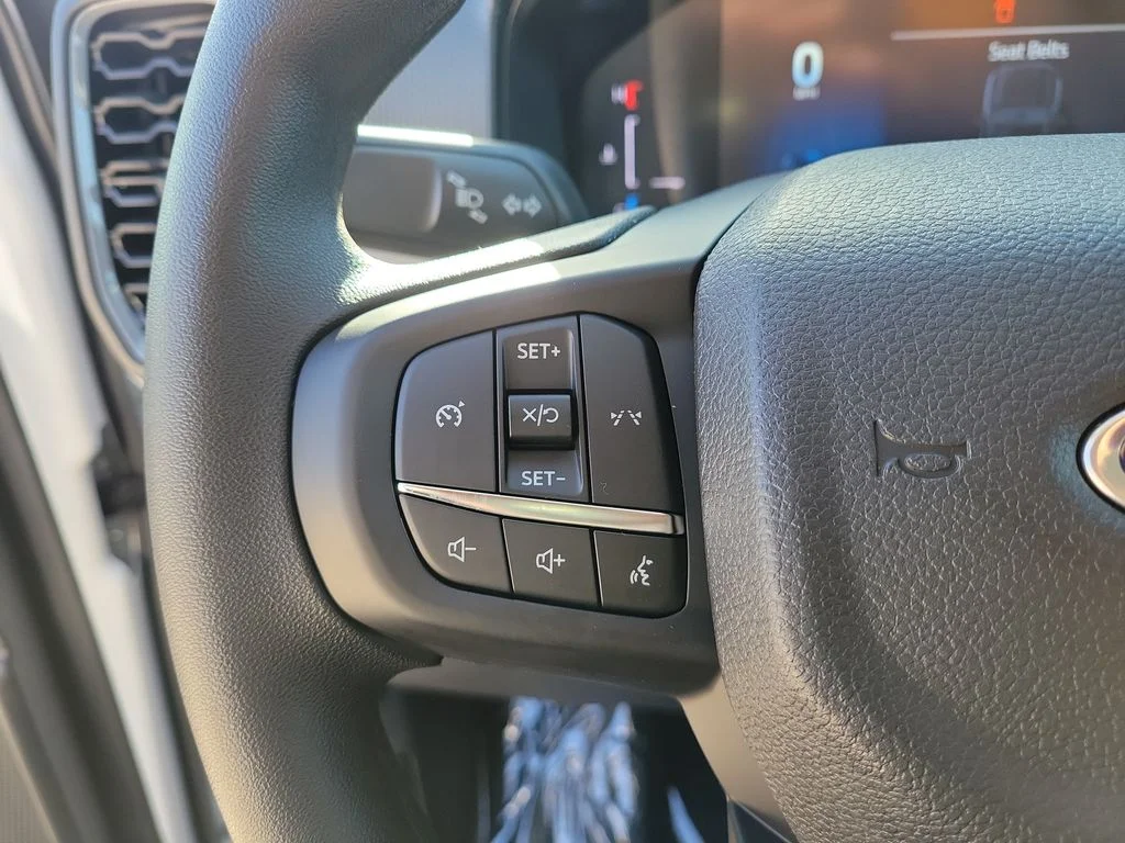 New 2026 Oxford White Ford XL image 17