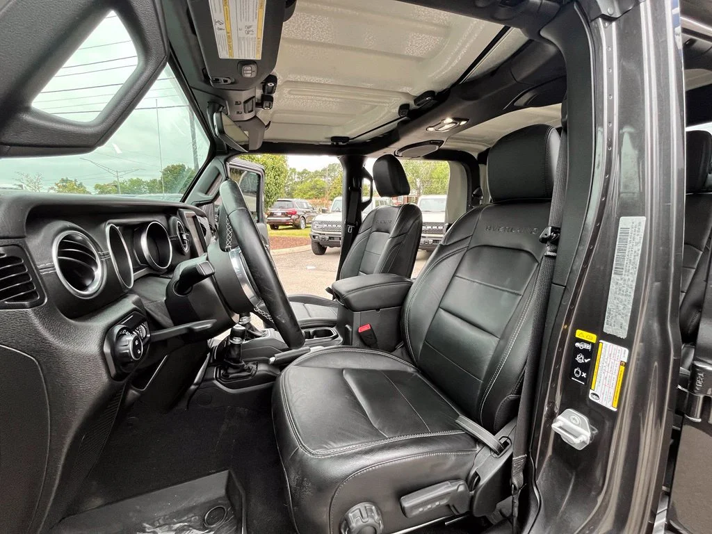 Used 2020 Gray Jeep Overland image 14