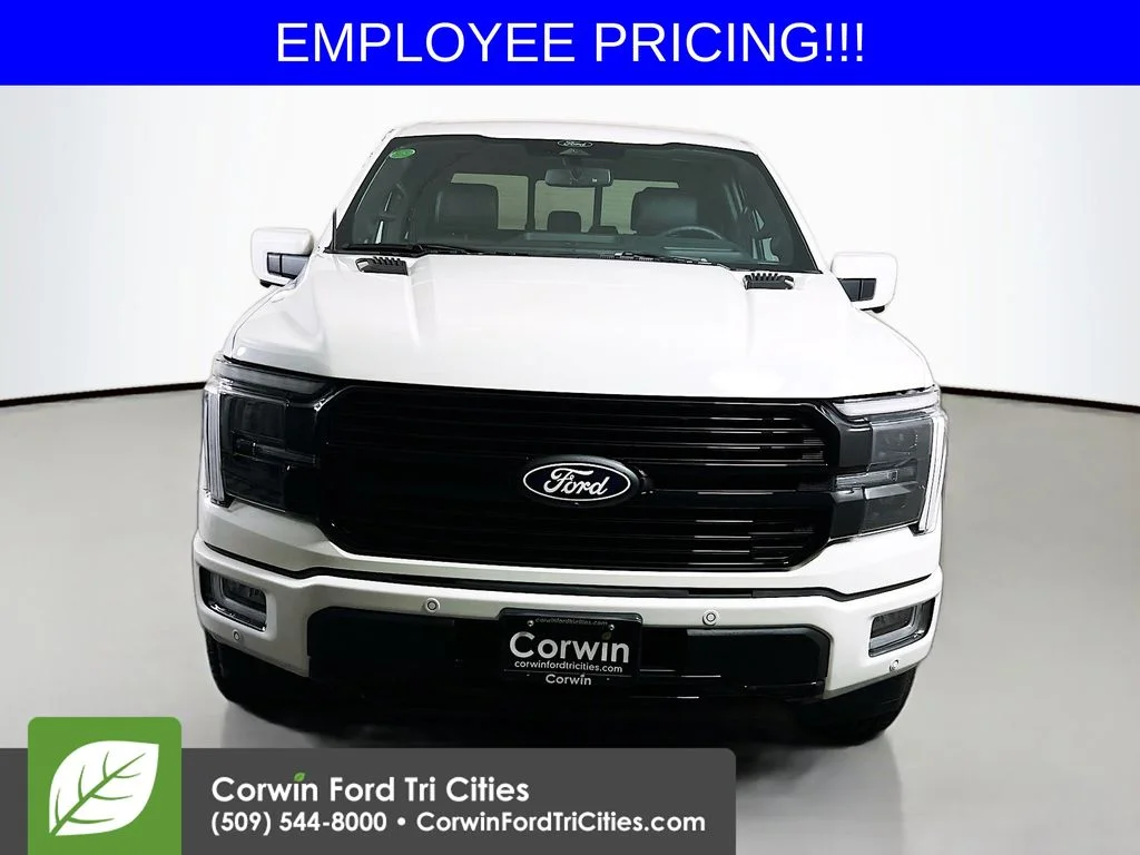 New 2026 Star White Metallic Tri-Coat Ford Platinum image 4