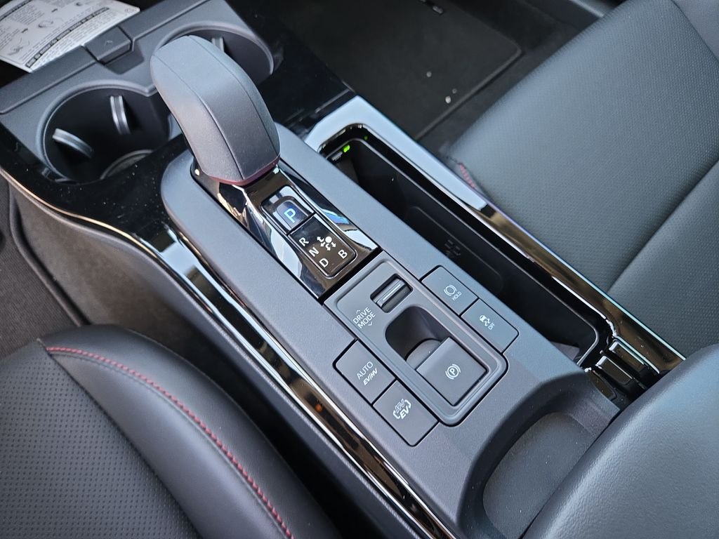 2026 Toyota Prius Plug-in Hybrid XSE Premium - Photo 25