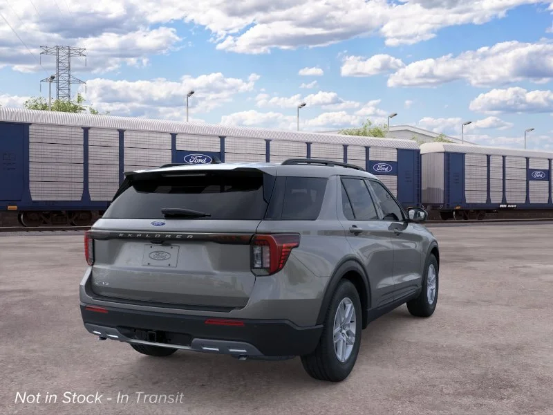 New 2026 Carbonized Gray Metallic Ford Active image 17